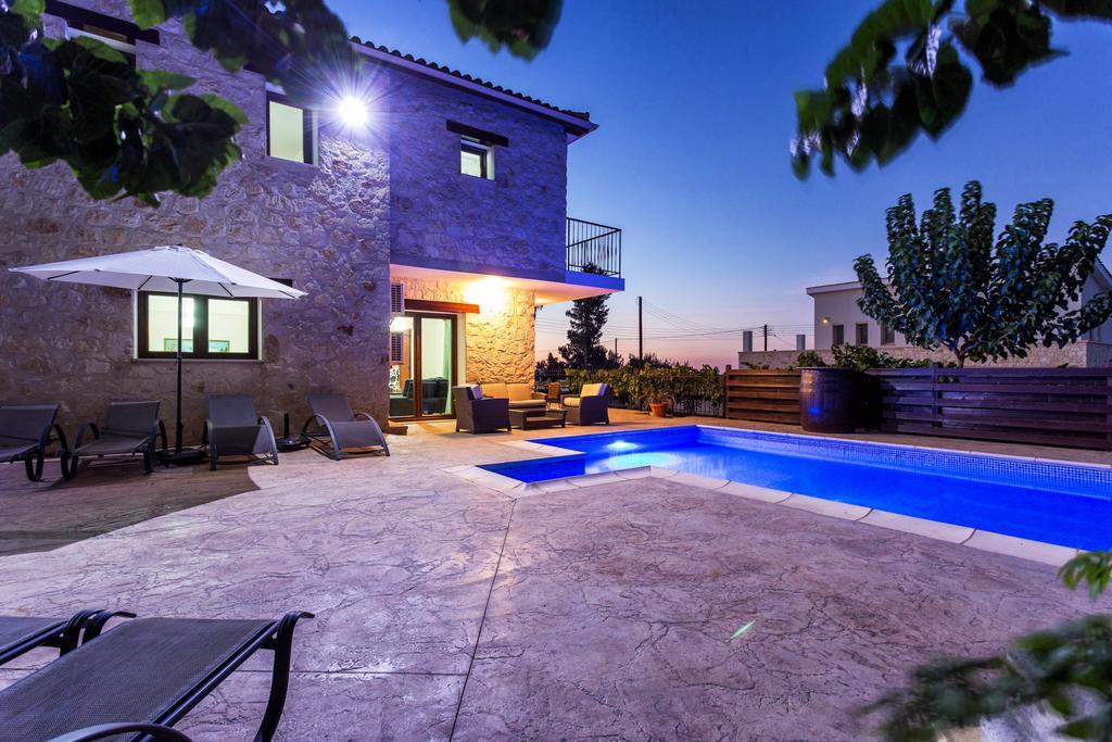 Villa Nikolina Dhrousha Екстериор снимка