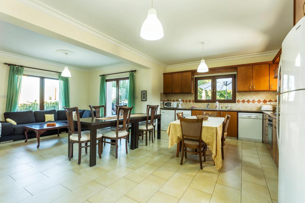 Villa Nikolina Dhrousha Екстериор снимка